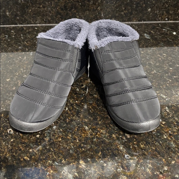 BJ Shoes - BJ Womens Fashionbanana Black Quilted Ankle Bootie 41/ 10.5 Waterproof Slip-On